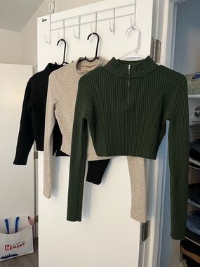 turtleneck sweater bundle